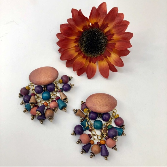 No brand Jewelry - 🆕 Vintage 80’s Clip Earrings 👍